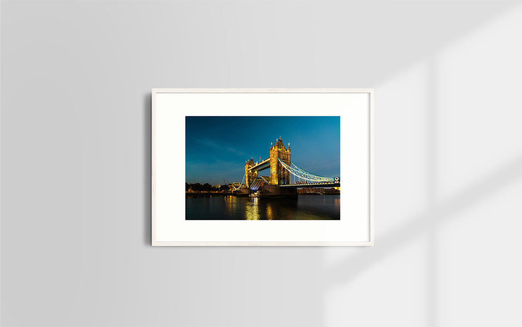 Copyright image - London Bridge in Night